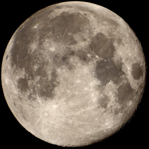 12728761465_2238968055_b-600x602